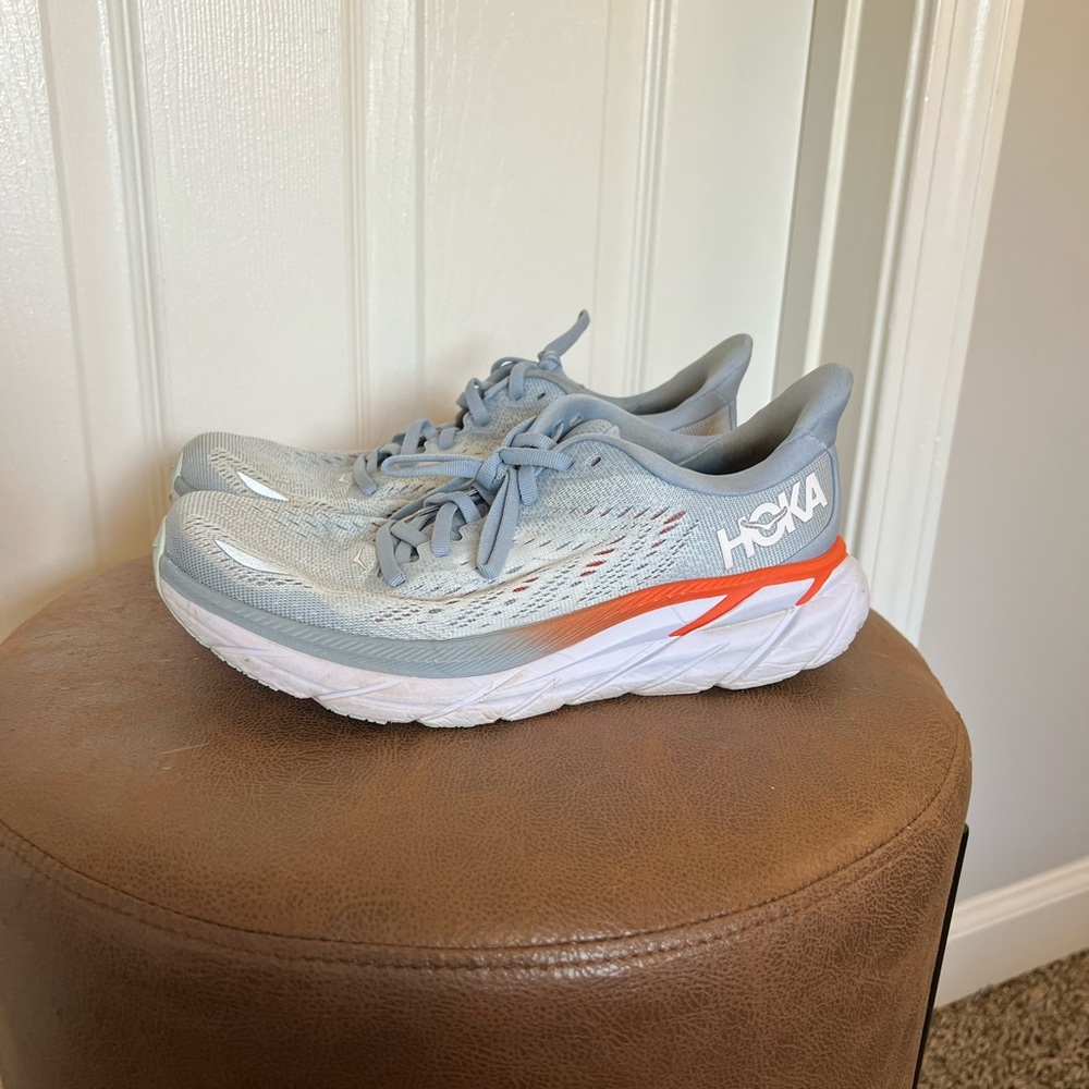 HOKA Clifton 8
